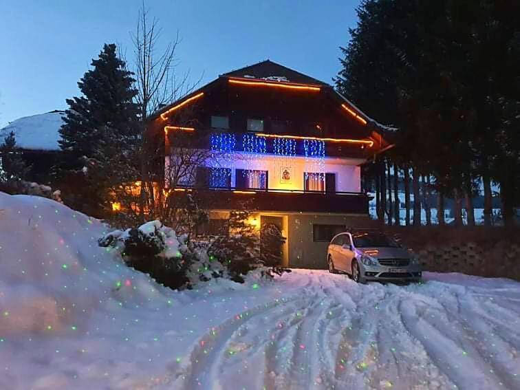 Pension Zur Heiligen Krone Mauterndorf  Eksteriør bilde